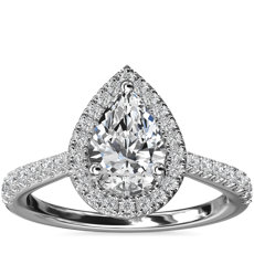 Anillo de compromiso de diamante en forma de pera con halo y detalle de puente de diamantes en oro blanco de 14 k (1/3 qt. total)